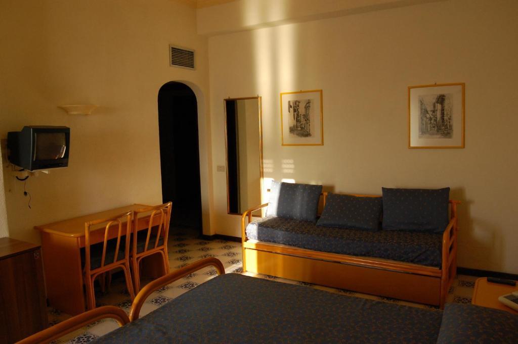 Hotel Giardino Sul Mare Lipari  Zimmer foto